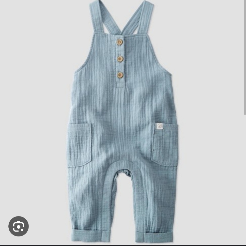 Carter's overall  size 6 months